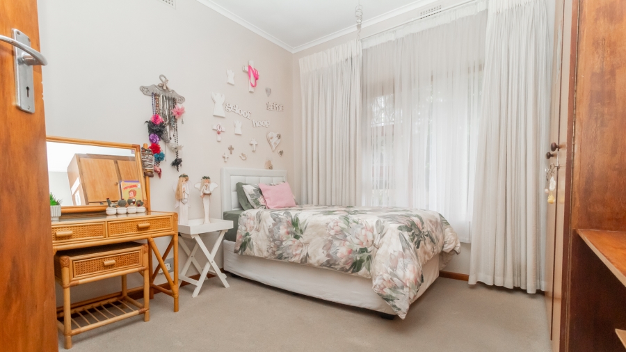4 Bedroom Property for Sale in De La Haye Western Cape